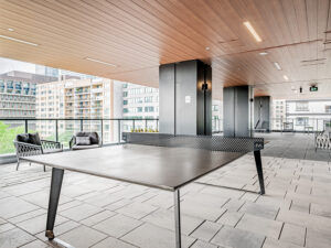 319 Jarvis St #3110 shared outdoor space with ping pong table