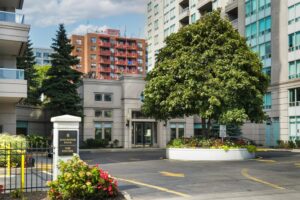 8 Covington Rd building entrance
